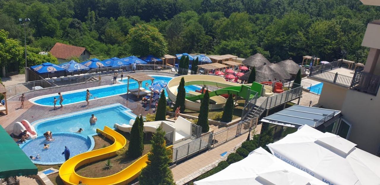 Sunny Hill Apartments & Aqua Park Vrnjačka Banja Dış mekan fotoğraf