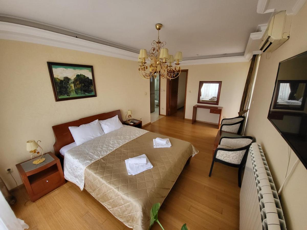 Sunny Hill Apartments & Aqua Park Vrnjačka Banja Dış mekan fotoğraf