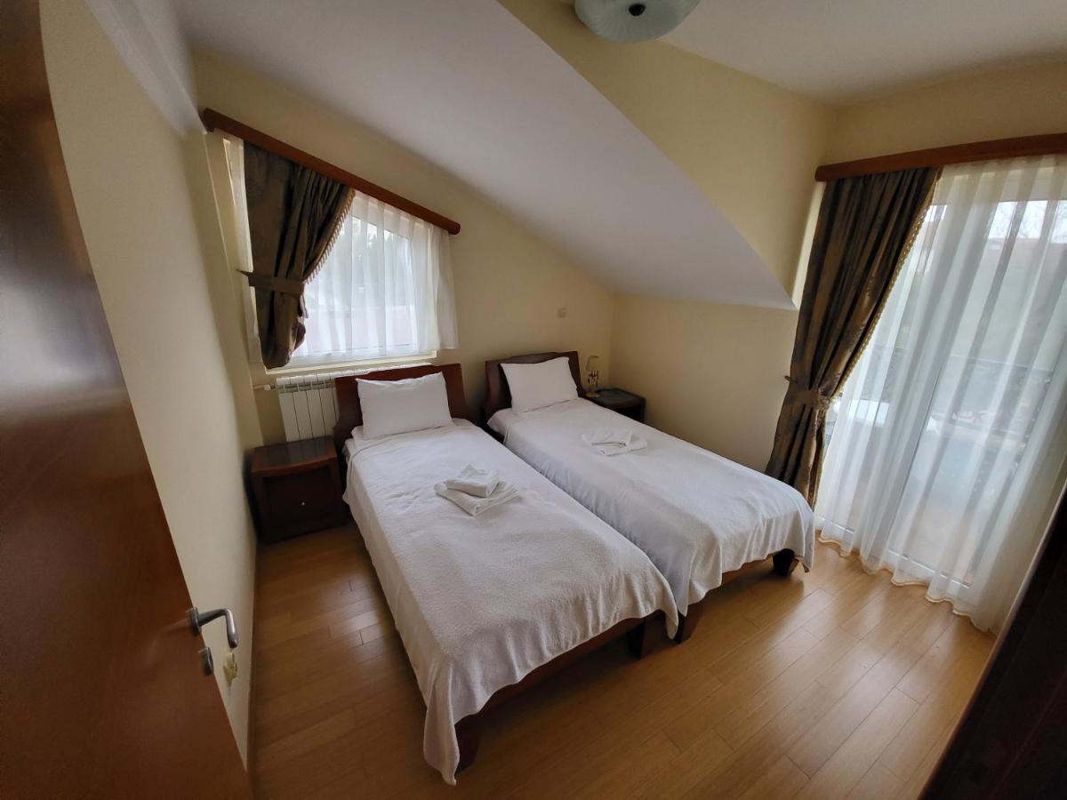 Sunny Hill Apartments & Aqua Park Vrnjačka Banja Dış mekan fotoğraf
