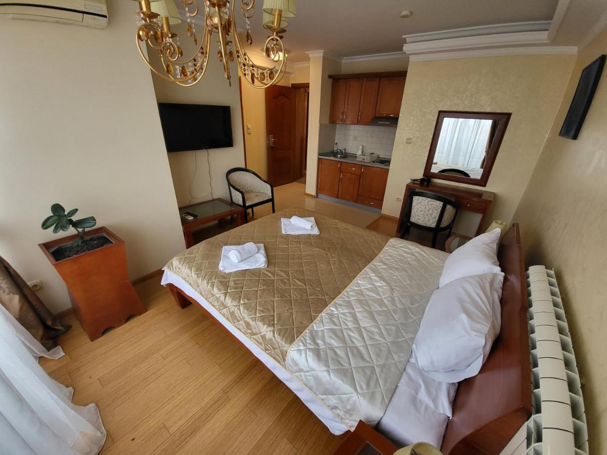 Sunny Hill Apartments & Aqua Park Vrnjačka Banja Dış mekan fotoğraf