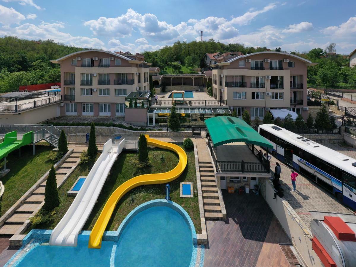 Sunny Hill Apartments & Aqua Park Vrnjačka Banja Dış mekan fotoğraf